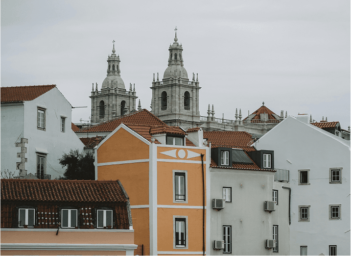 Financing Your Portuguese Property Investment: Options for International Buyers